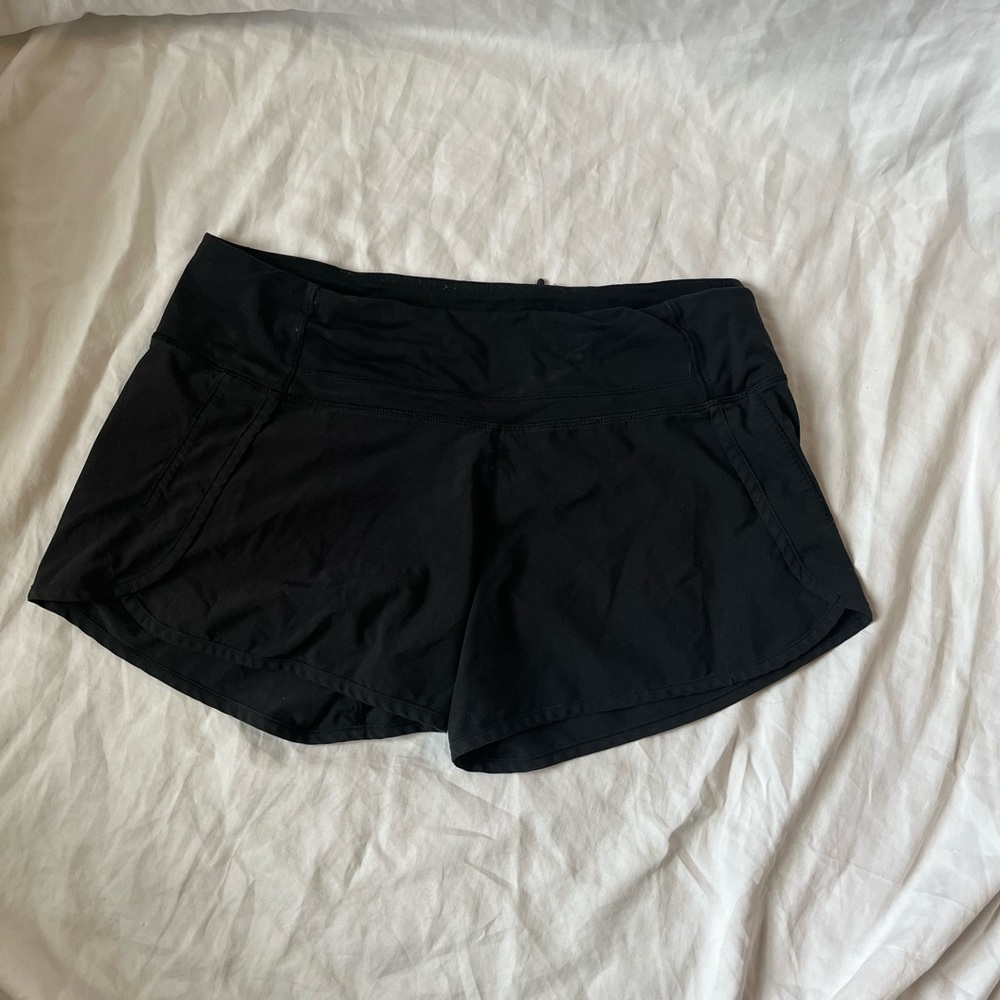 Lulu lemon low-rise lined shorts 4”